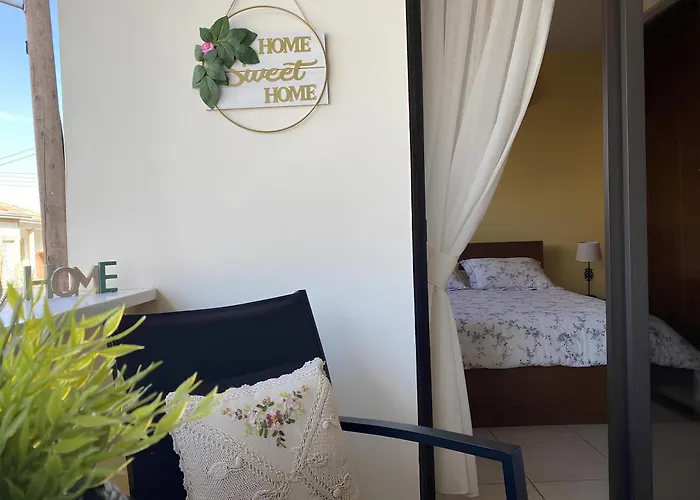 Kition Cozy Apartman *